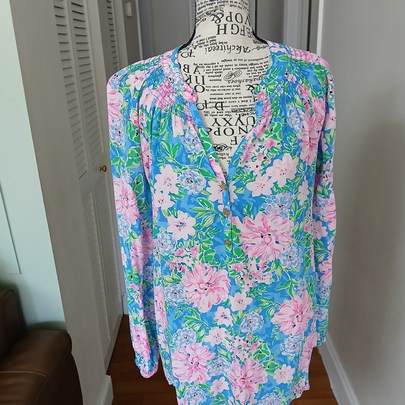 Lilly Pulitzer Elsa Silk Top - Picture 3 of 9